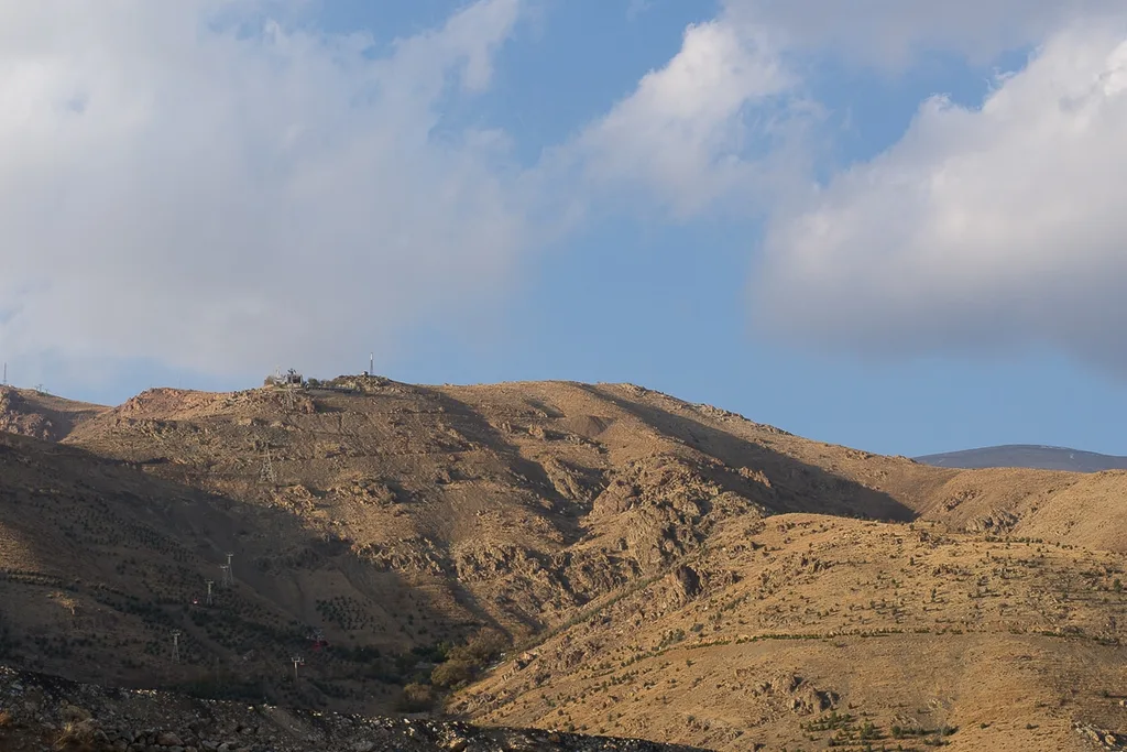 Matous-15-Reasons-Iran-002-04