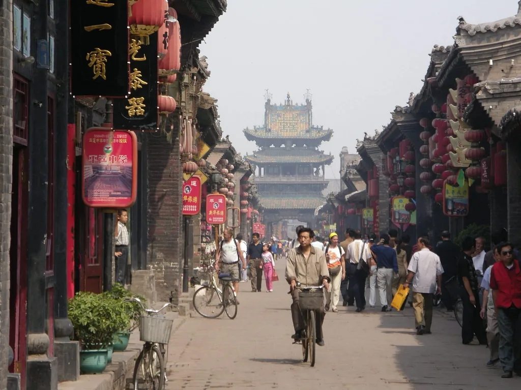 Busy streets of Pingyao Old Town