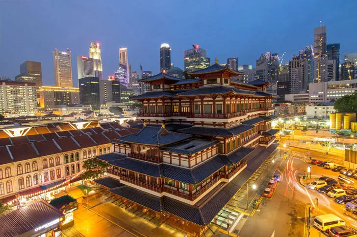 Buddha Tooth Relic Temple and Museum in Chinatown Singapore
