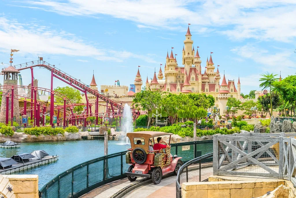 Universal Studios Tour Start Point with Castle in the Background