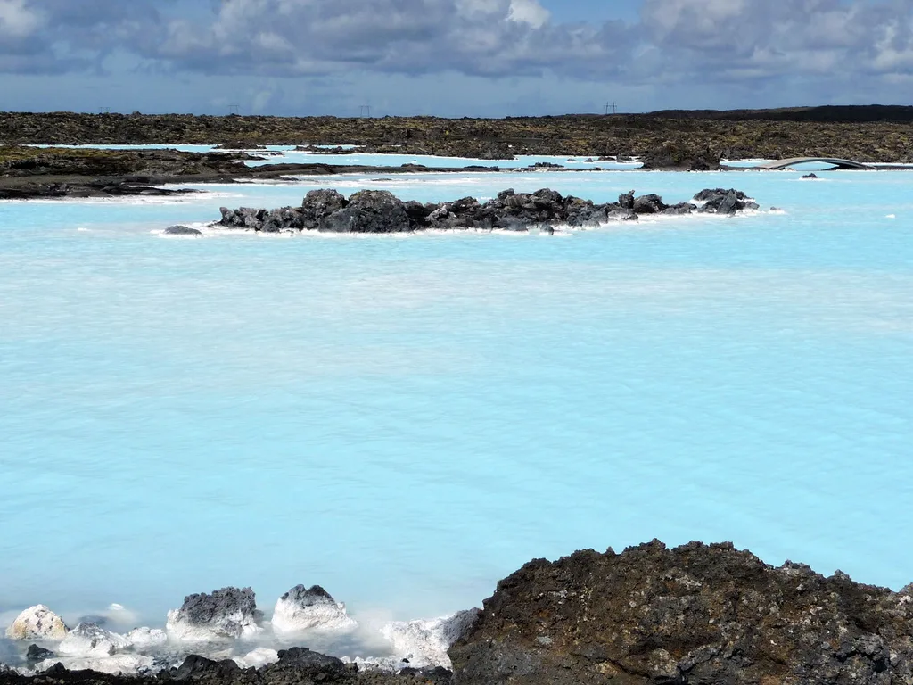 The water in the lagoon has an incredible shade of blue