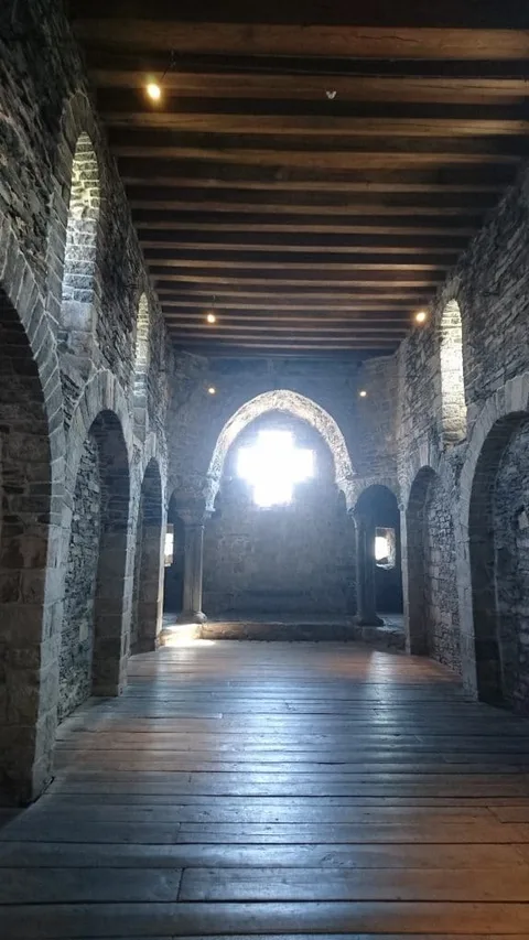 12-karlien-castle-of-the-counts