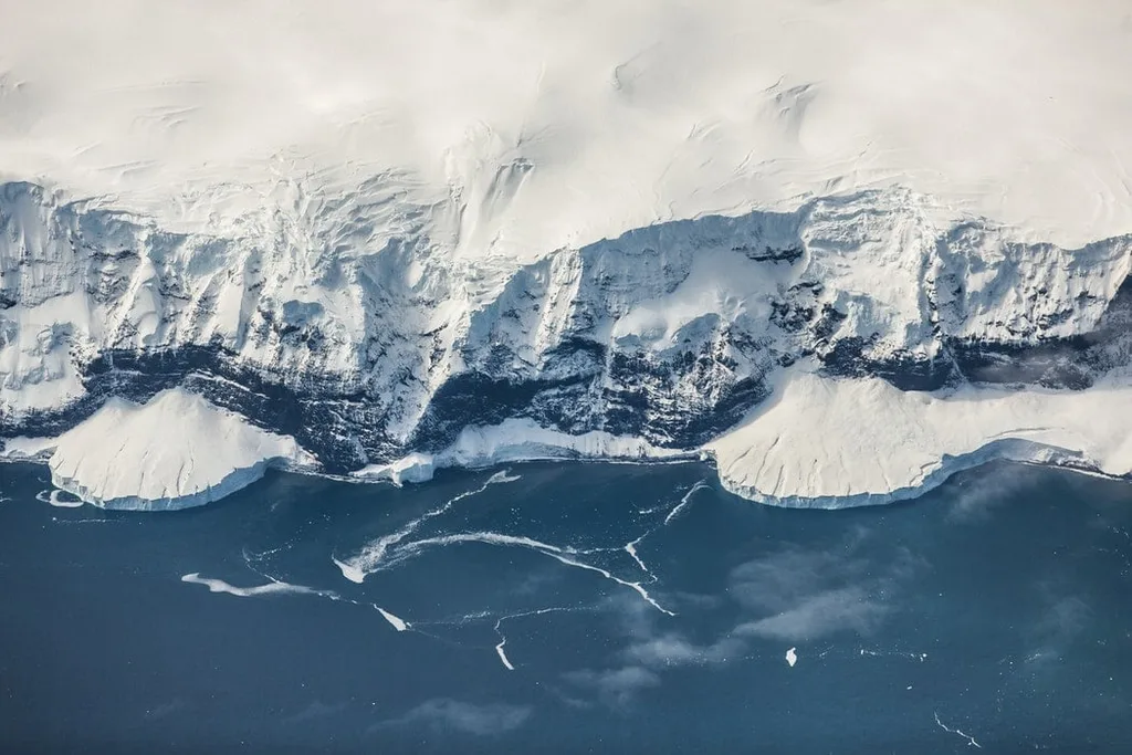 Antarctica seems uninhabitable
