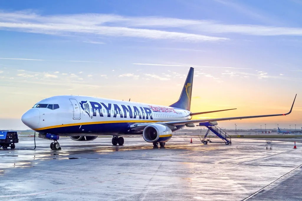 ryanair plane on stop