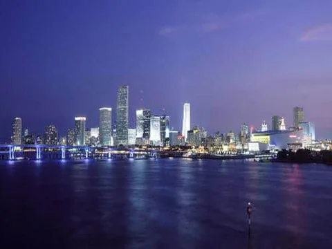 A Trip to Miami 01