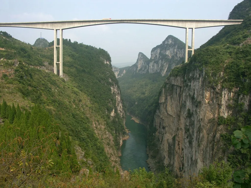 Man-Made Amazing And Adventurous Bridges 12