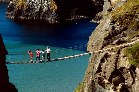 Man-Made Amazing And Adventurous Bridges 02