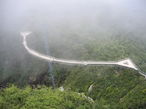Man-Made Amazing And Adventurous Bridges 07