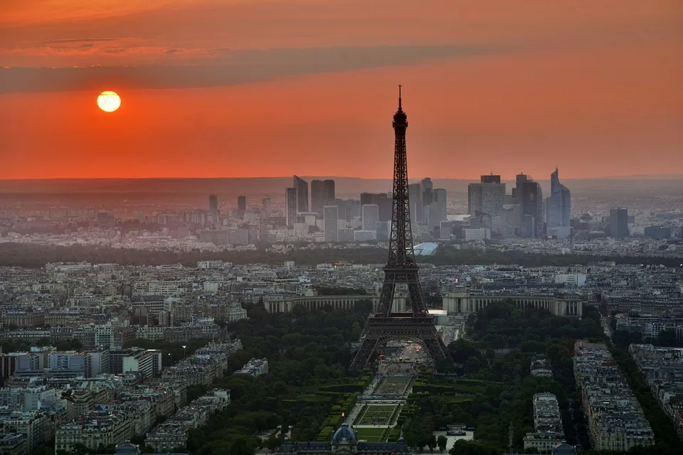 Paris Eiffel Tower at Dusk