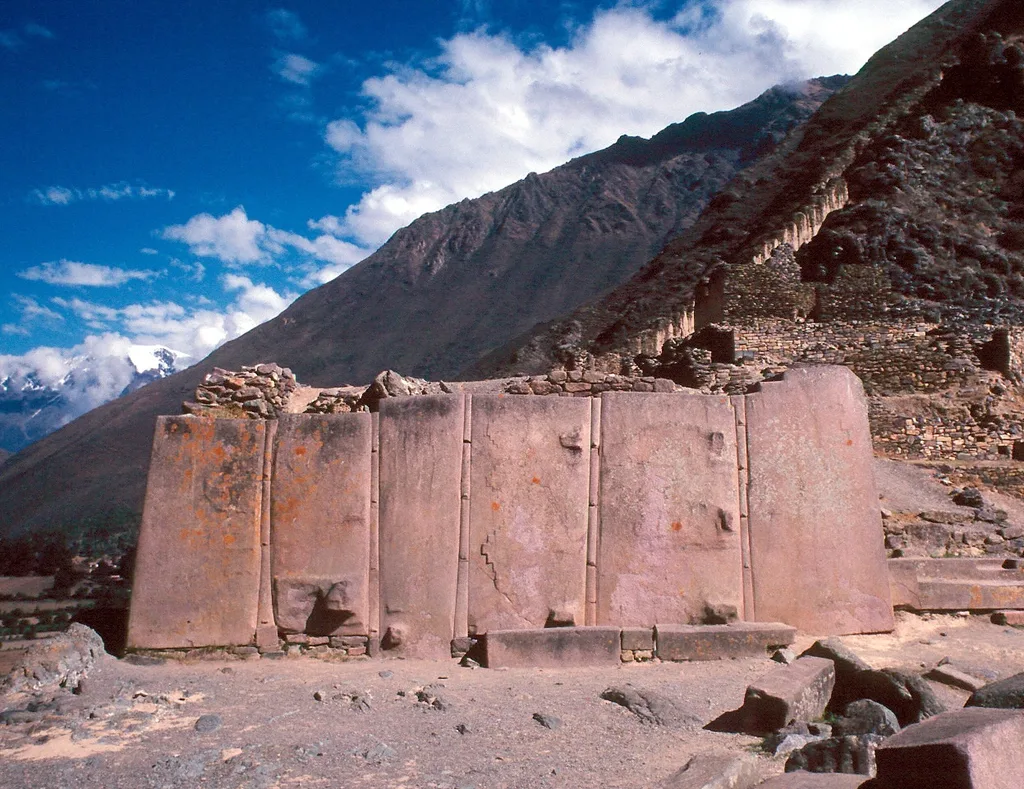 The Sacred Valley in Peru 01